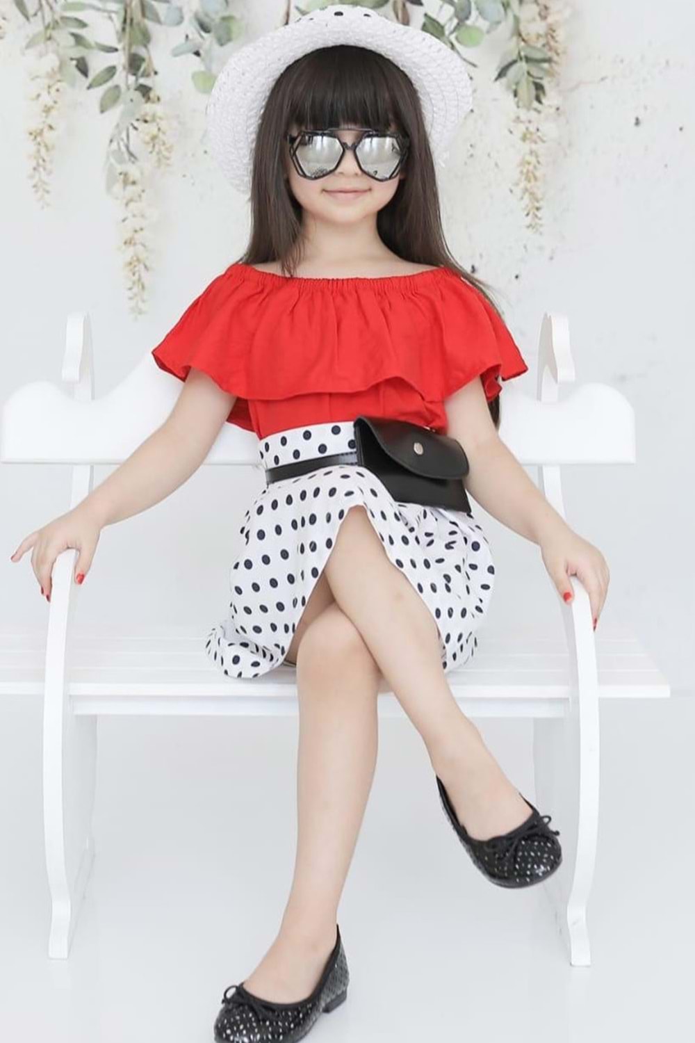 Ayrobin Puanlı Etekli Kız Çocuk Takım