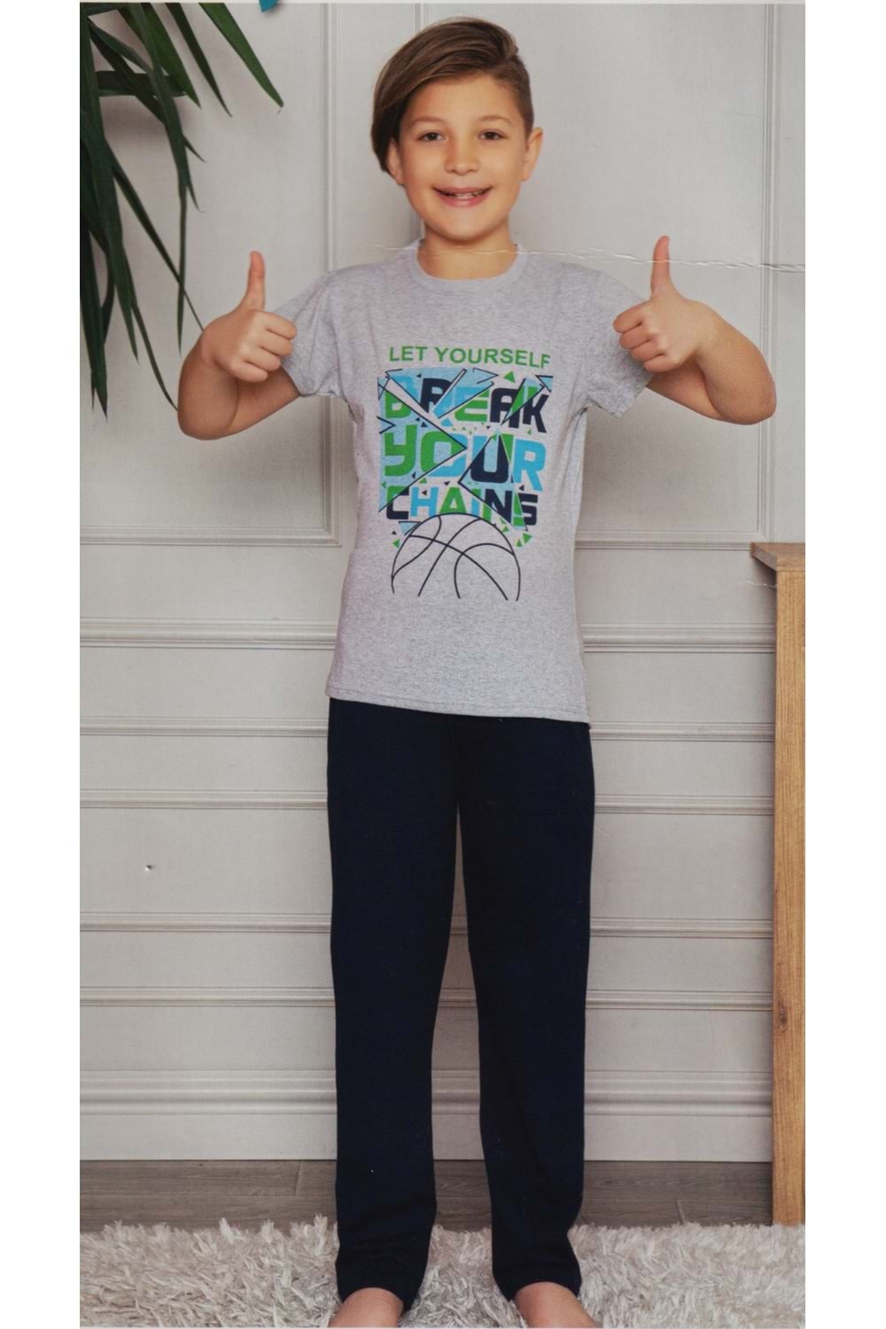Kısa Kol Tişört , Uzun Pantolon Erkek Çocuk Pijama M00672