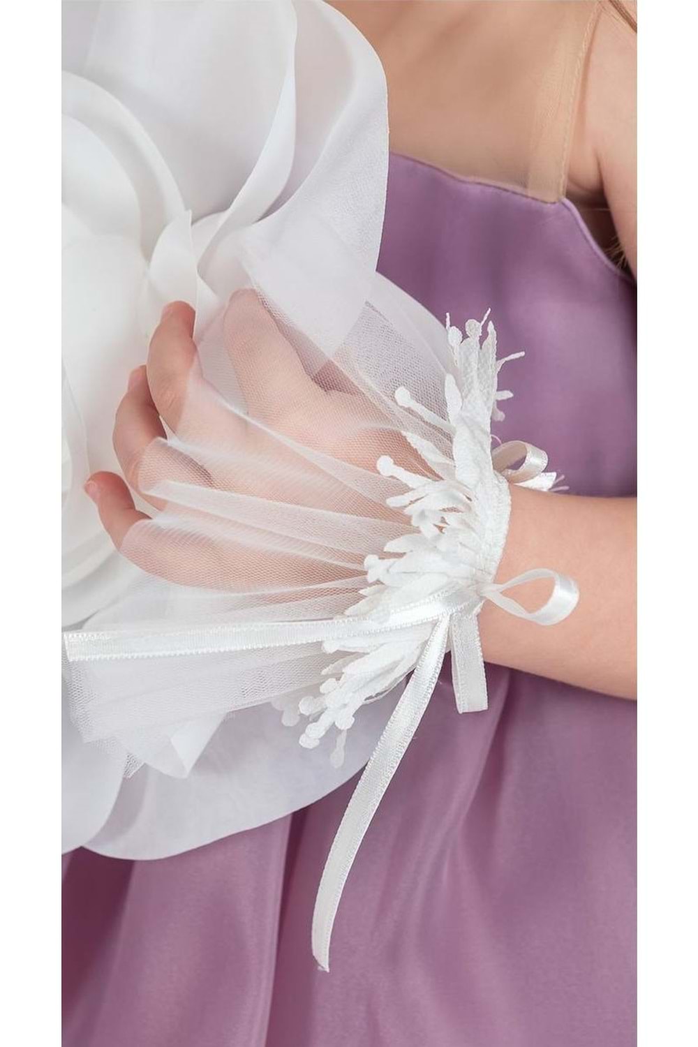 Karolin Robası Çiçekli Bilekli Aksesuarlı Kız Çocuk Abiye Elbise M00724