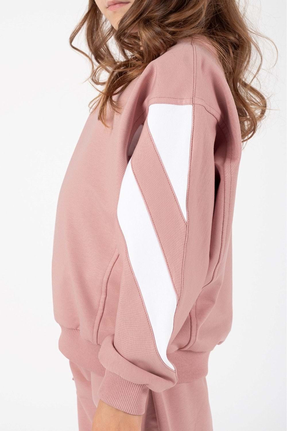 Kız Çocuk Yarasa Kol Şerit Detaylı Alt-Üst Eşofman Takımı M00755