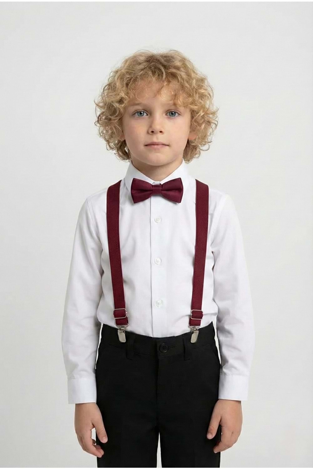 Beyaz Gömlekli Erkek Çocuk Takım M00787