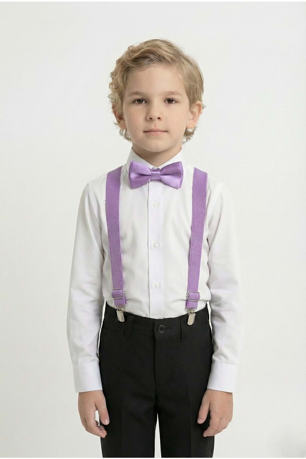 Beyaz Gömlekli Erkek Çocuk Takım M00787