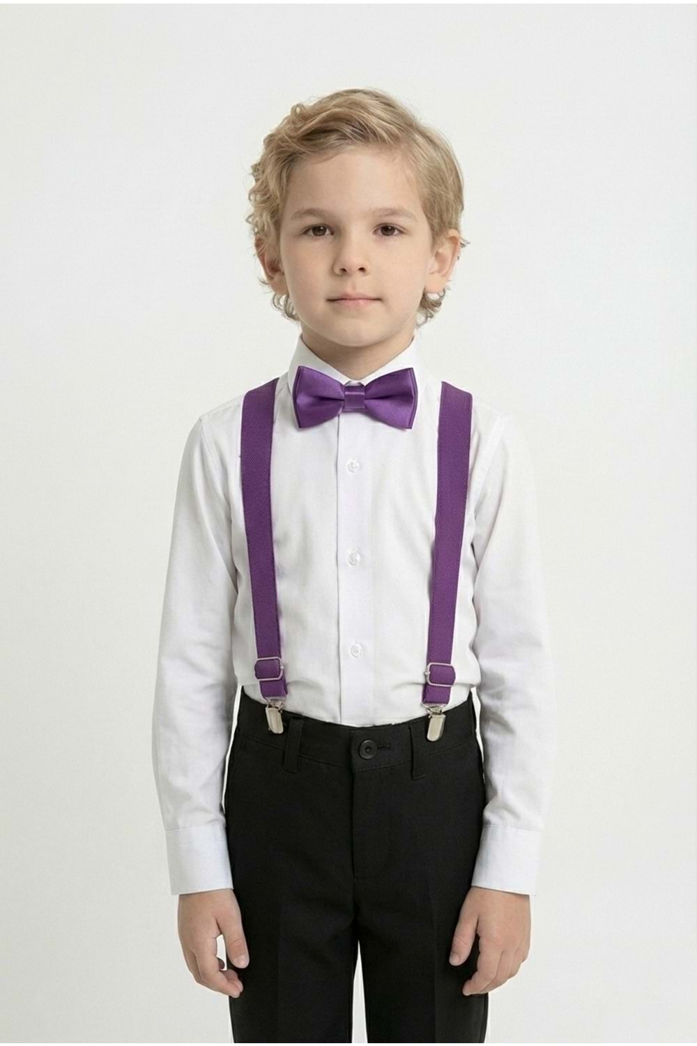 Beyaz Gömlekli Erkek Çocuk Takım M00787