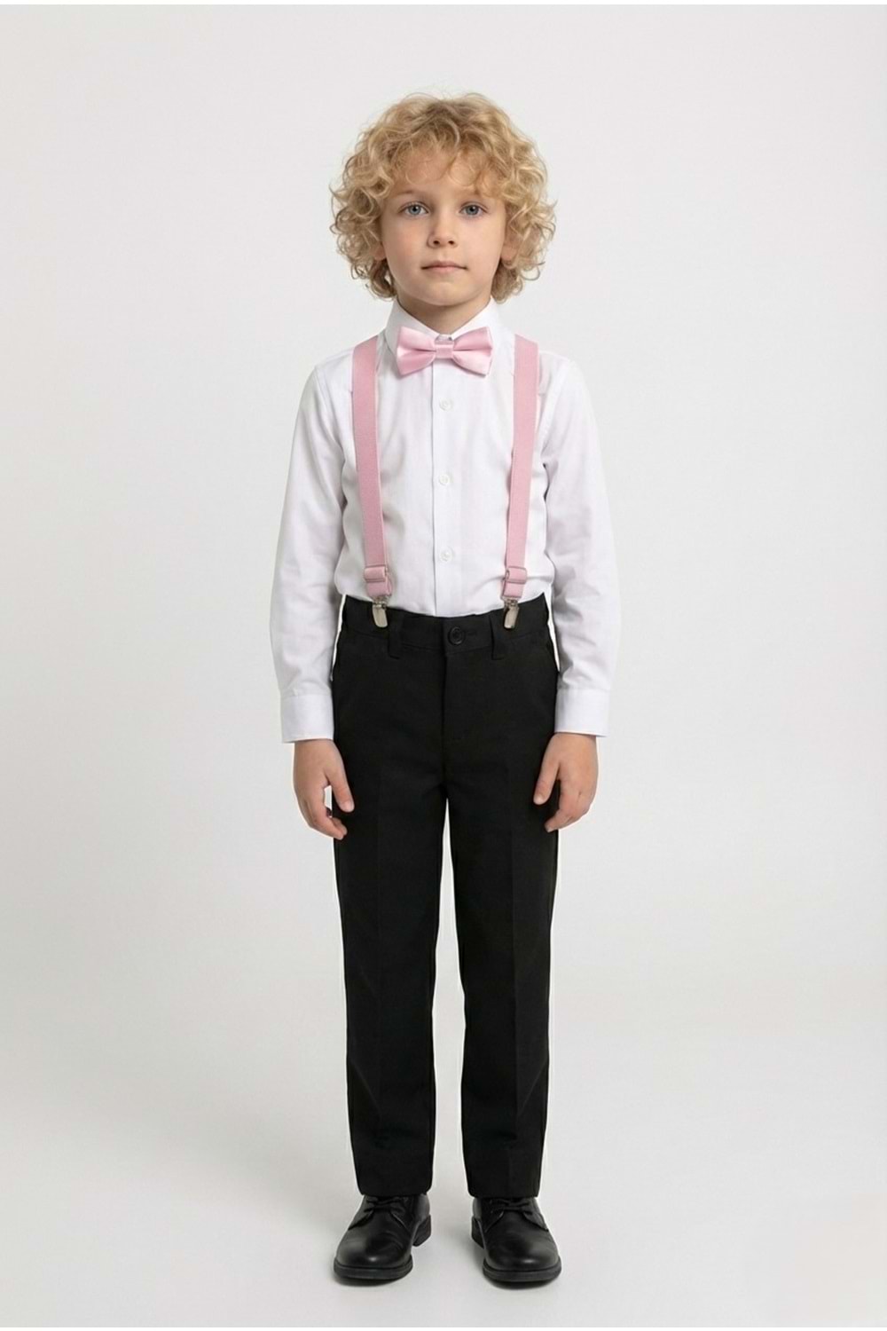 Beyaz Gömlekli Erkek Çocuk Takım M00787