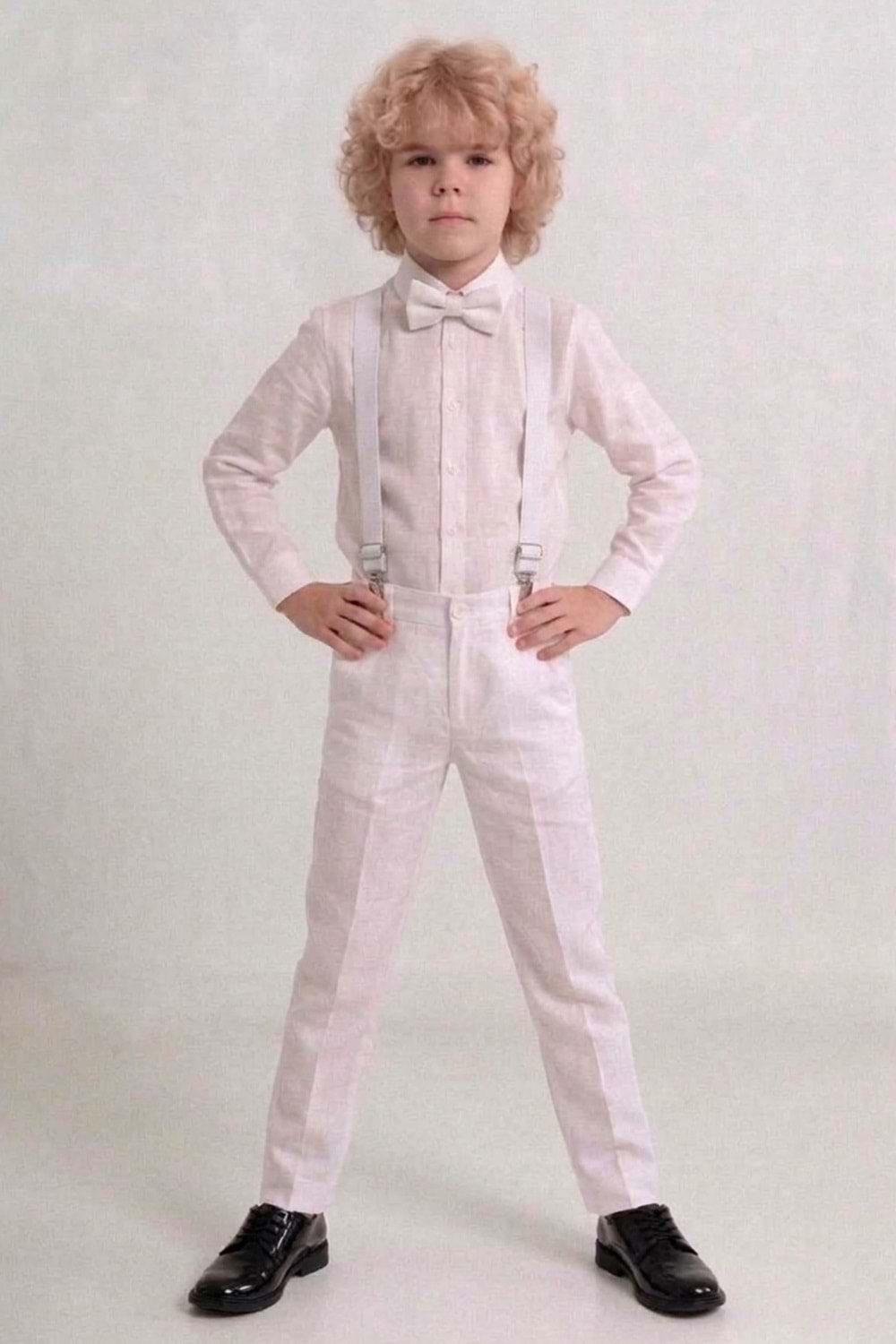 Beyaz Pantolon Gömlekli Erkek Çocuk Takım M00809