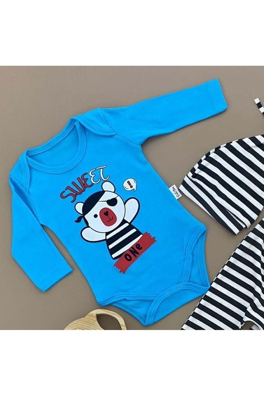 Korsan Ayı Kukuleta Şapkalı Badili 3lü Bebek Takımı