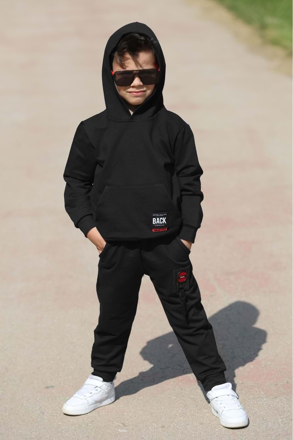 Back Armalı Kanguru Cepli Kapüşonlu Çocuk Eşofman MNK0509