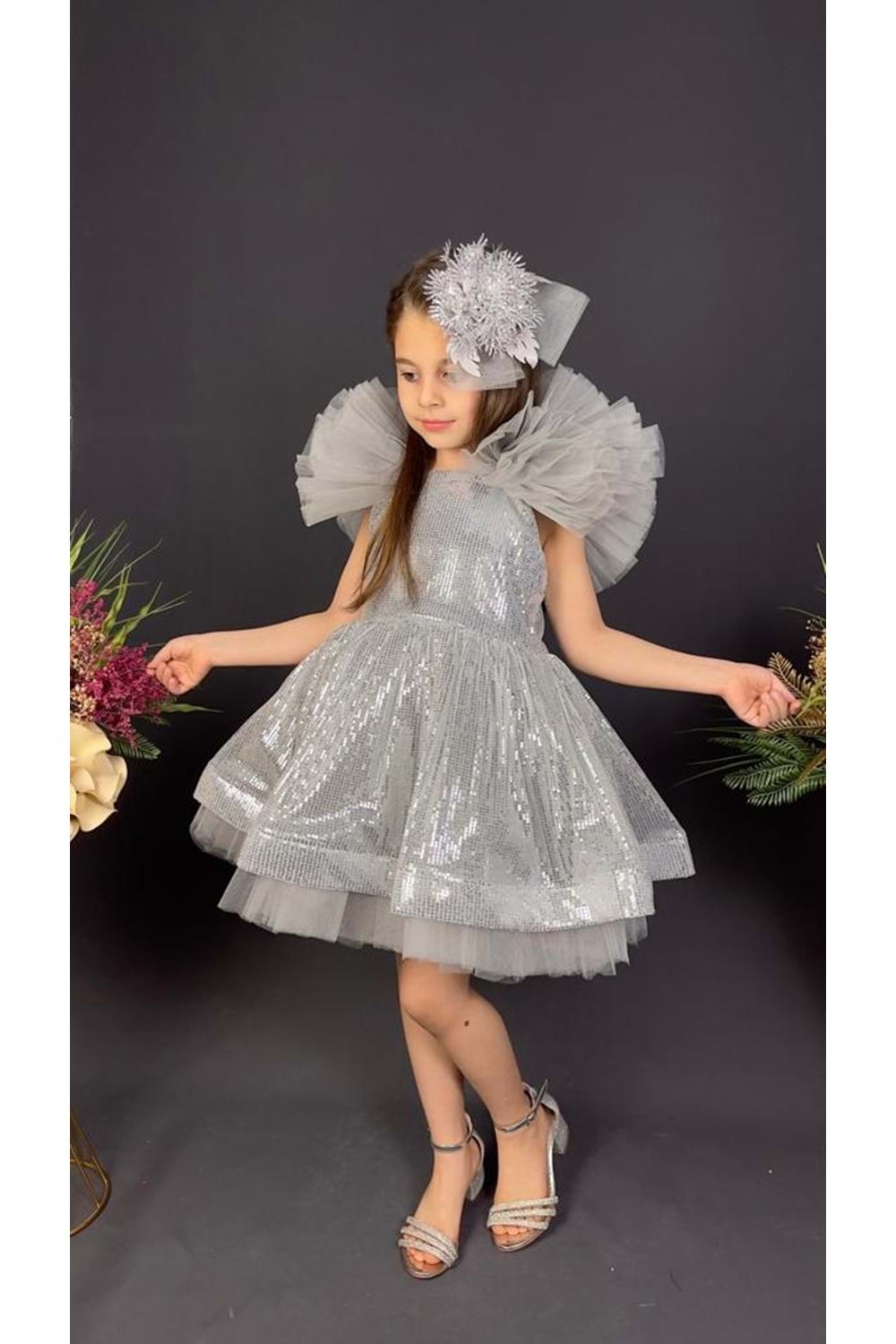 Tavus Kol Payetli Kumaş Kız Çocuk Elbise MNK0537