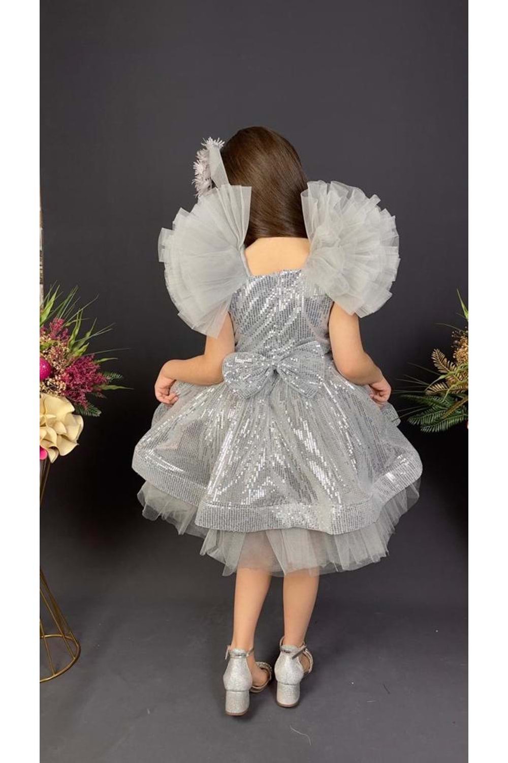 Tavus Kol Payetli Kumaş Kız Çocuk Elbise MNK0537
