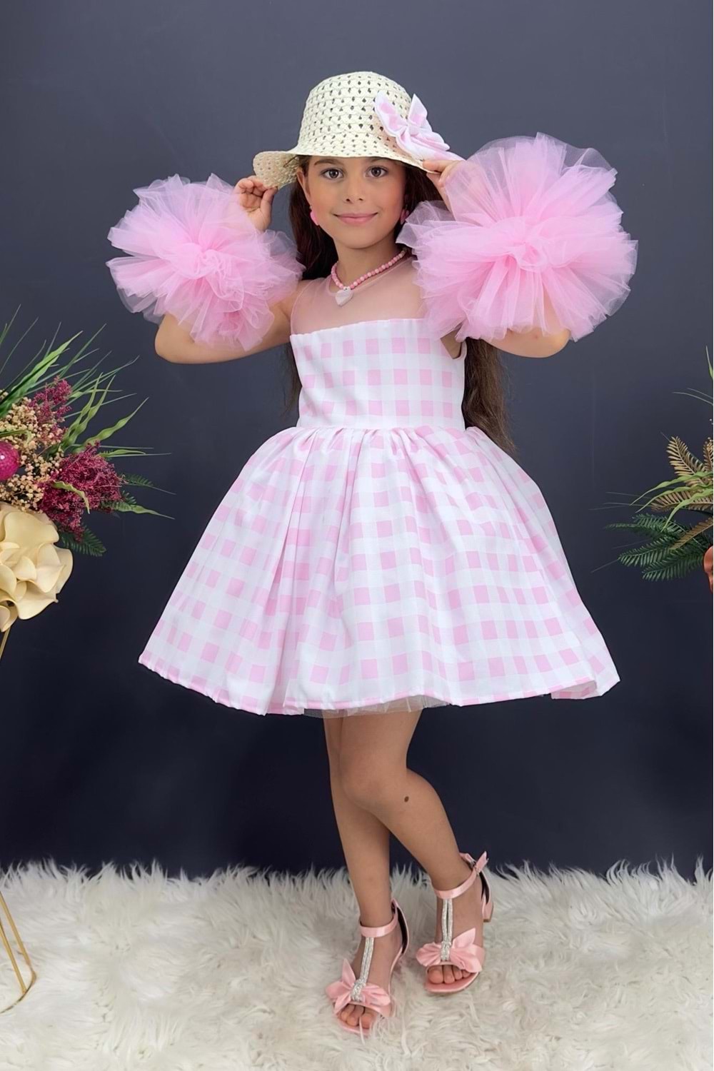 Şapkalı Barbie Tarz Ponpon Kol Pötikare Kız Çocuk Elbise MNK0543