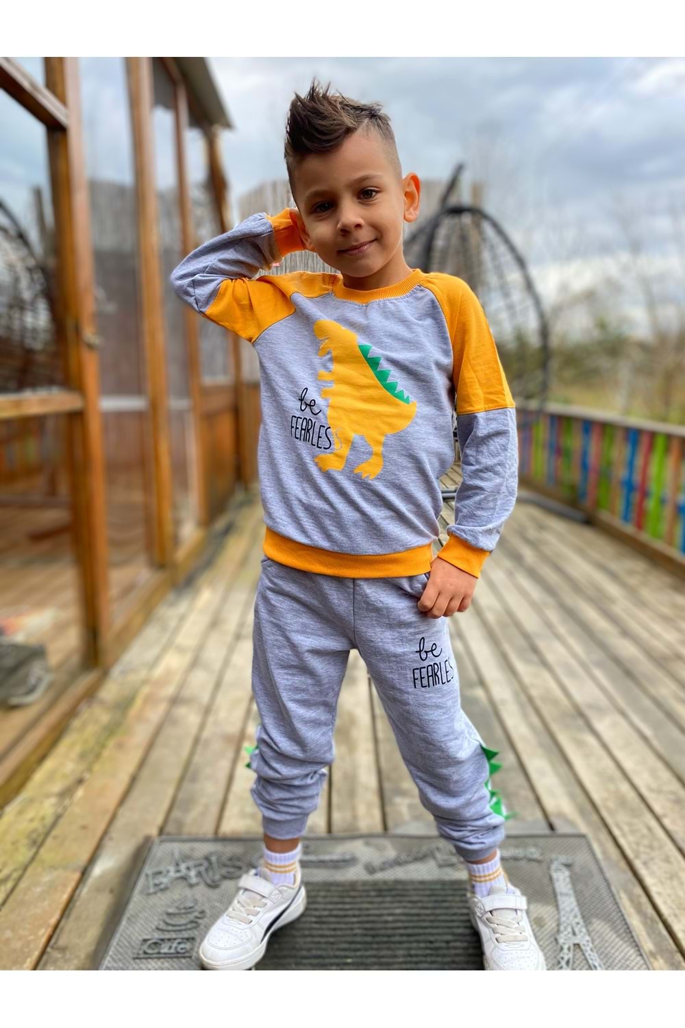 Dinozor Motif İkiiplik Kumaş Çocuk Eşofman MNK0564