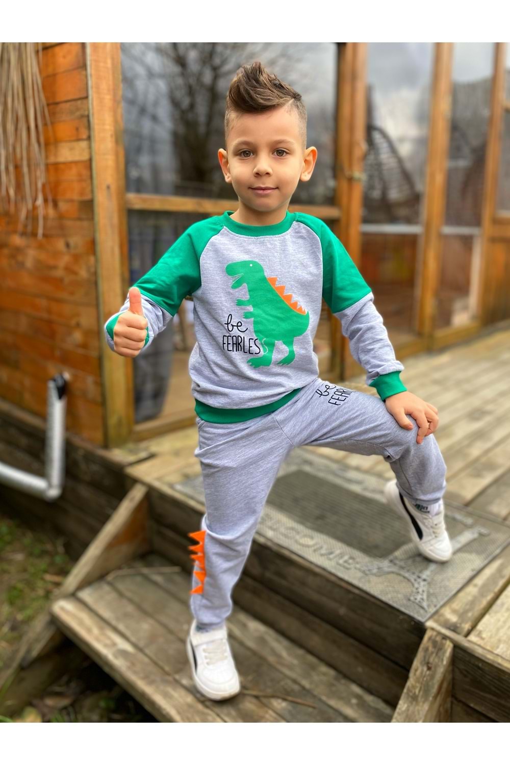 Dinozor Motif İkiiplik Kumaş Çocuk Eşofman MNK0564