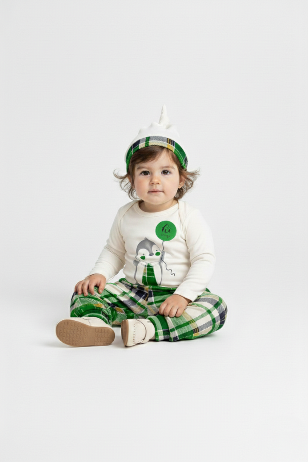 Kravatlı Penguen Badi , Pantolon , Şapka Penye Takım MNK0587