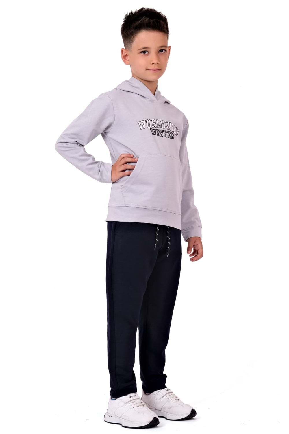 Erkek Çocuk Worldwide Winner Nakışlı Kanguru Cepli Kapüşonlu Eşofman Takımı