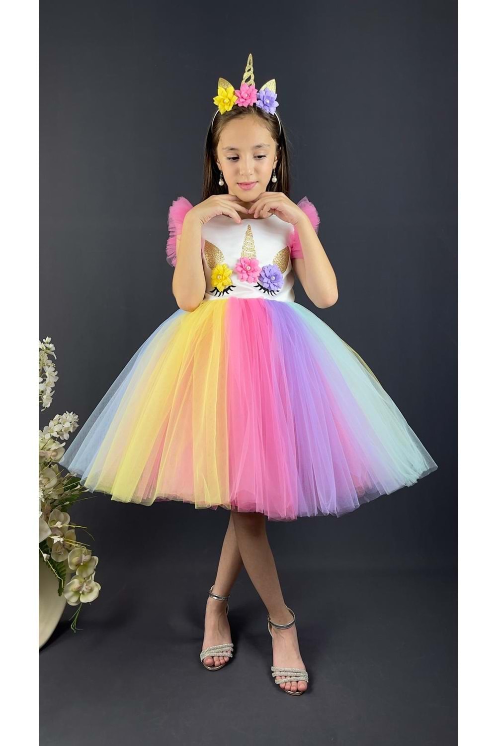 Rengarenk Etekli Taçlı Kız Çocuk Parti Elbisesi