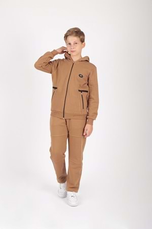 Erkek Çocuk Fermuar Kapamalı Kapüşonlu Arma Detaylı Eşofman Takımı M00757