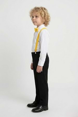 Beyaz Gömlekli Erkek Çocuk Takım M00787