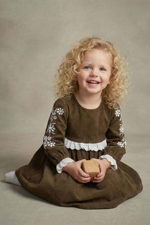 Fisto Detaylı Kollar Nakışlı Otantik Kız Çocuk Elbise M00795