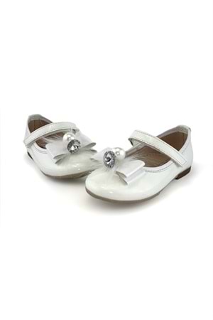 Rugan Tüylü Tokalı İncili Babet Ayakkabı