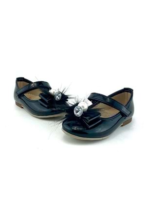 Rugan Tüylü Tokalı İncili Babet Ayakkabı