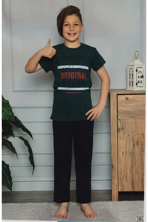Kısa Kol Tişört , Uzun Pantolon Erkek Çocuk Pijama M00672