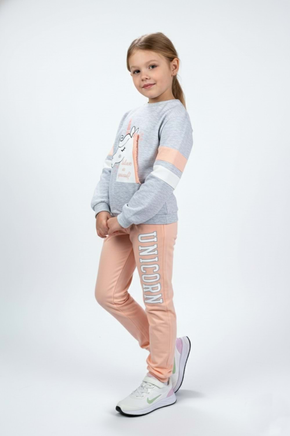 Kız Çocuk Boynuzlu At Eşofman Takımı