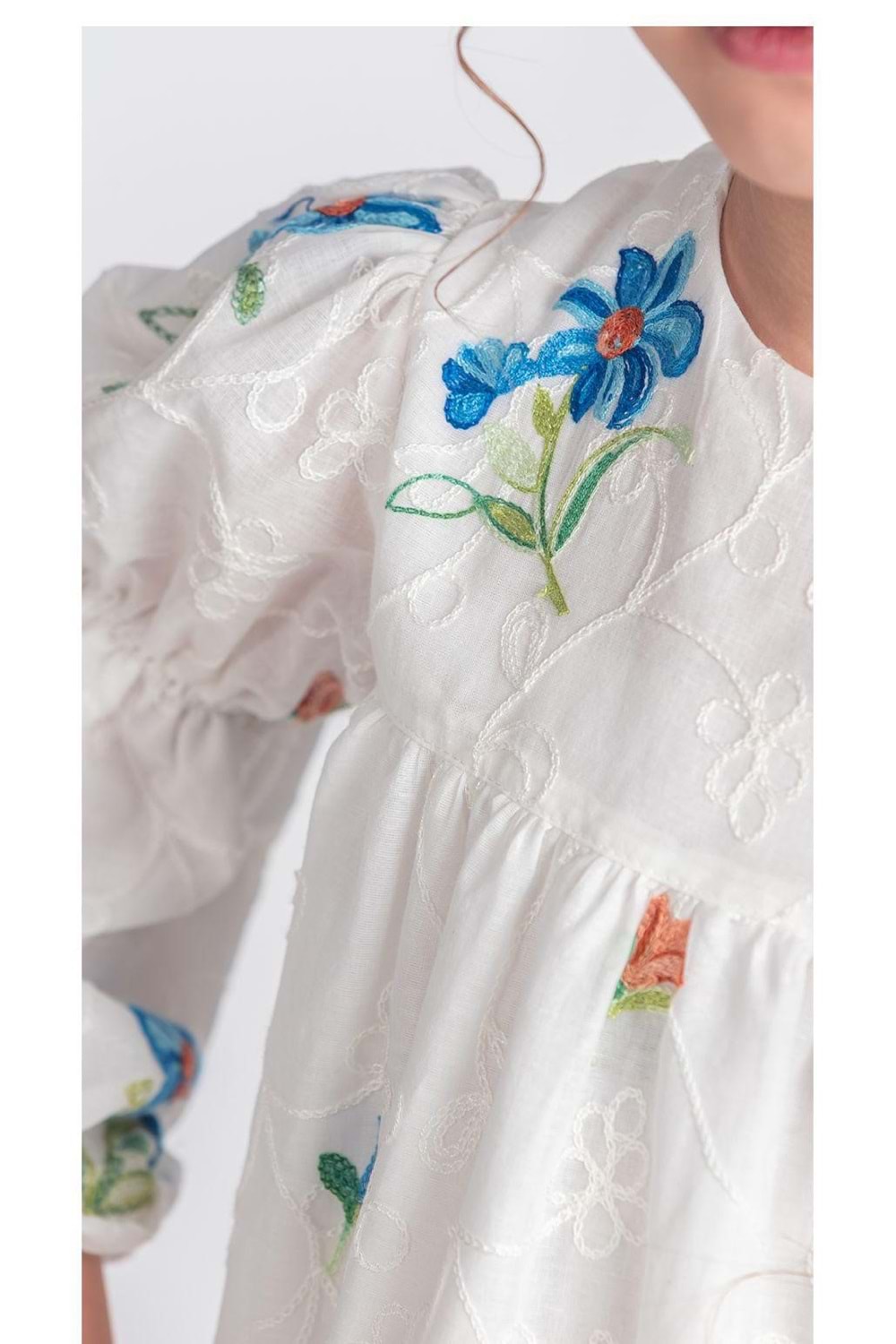 Otantik Akdeniz Çiçek NakışKız Çocuk Müslin Elbise M00706