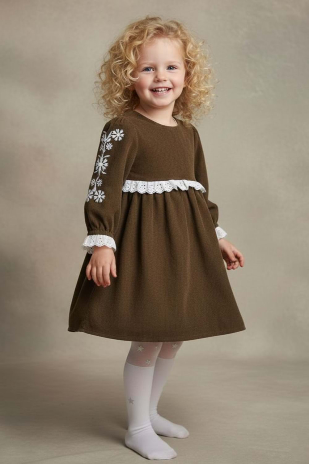Fisto Detaylı Kollar Nakışlı Otantik Kız Çocuk Elbise M00795