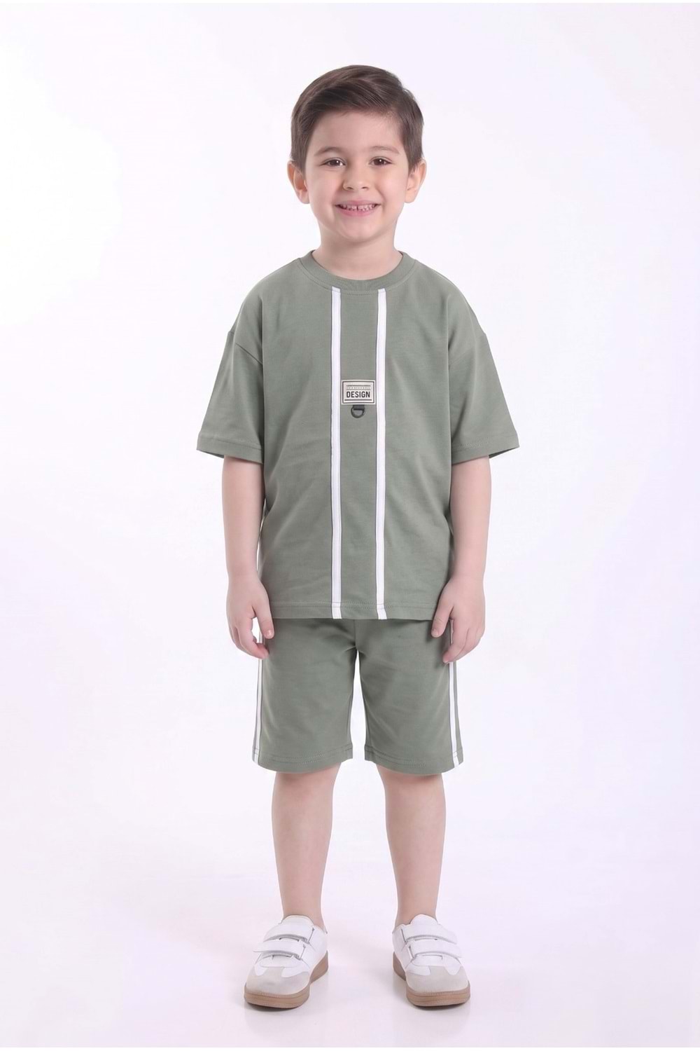 Erkek Çocuk Baskılı Oversize Kısa Kollu Şortlu 2li Takım M00843