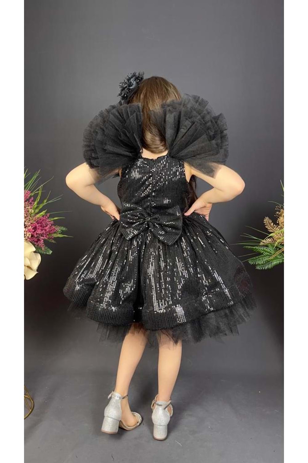 Tavus Kol Payetli Kumaş Kız Çocuk Elbise MNK0537