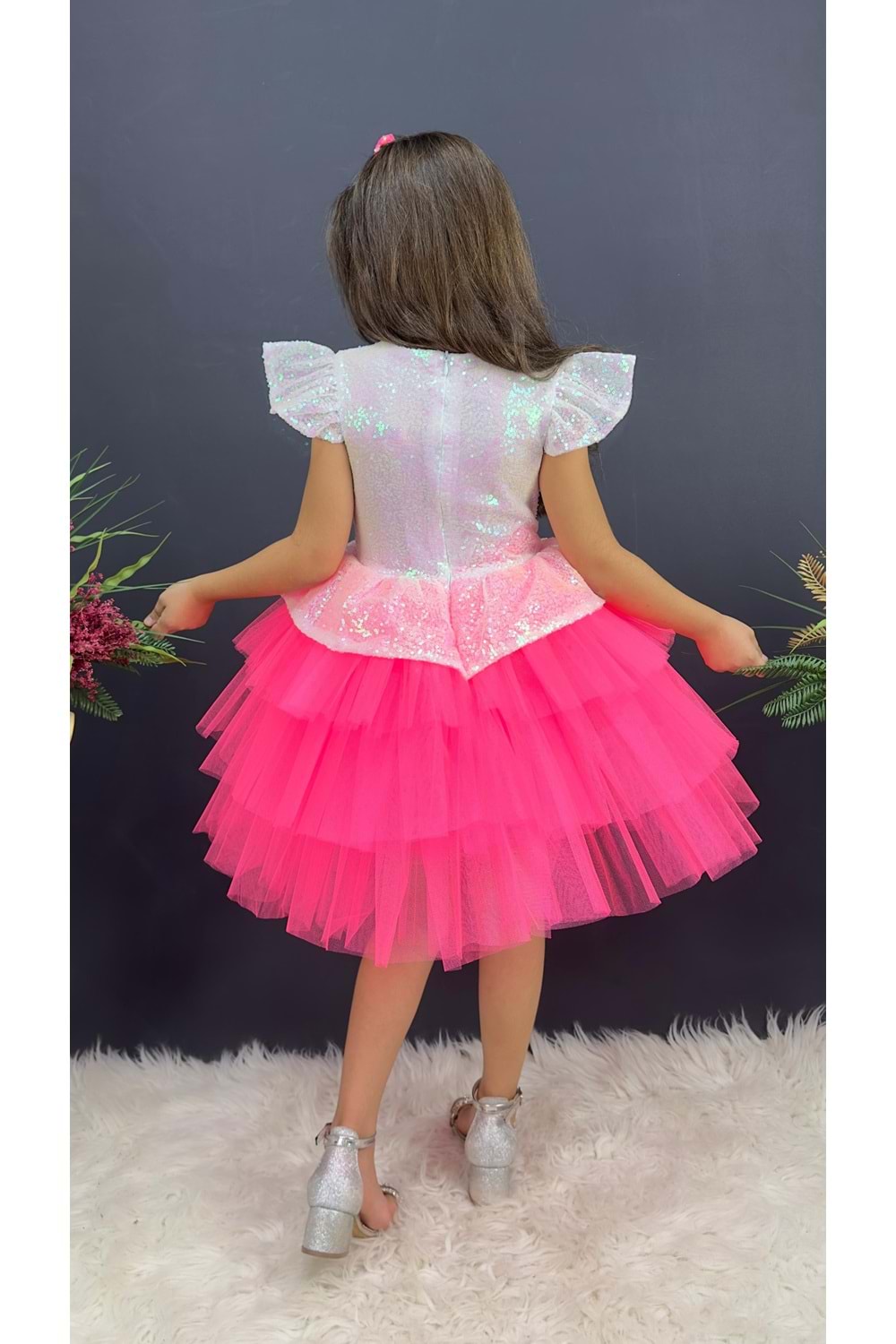 Pul Payet Tütülü Taçlı Parti Elbisesi MNK0555