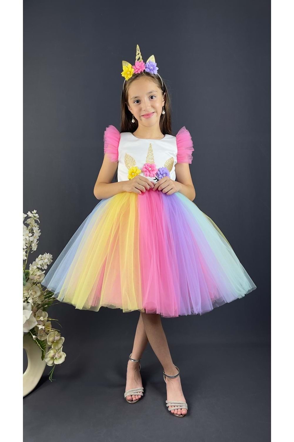 Rengarenk Etekli Taçlı Kız Çocuk Parti Elbisesi